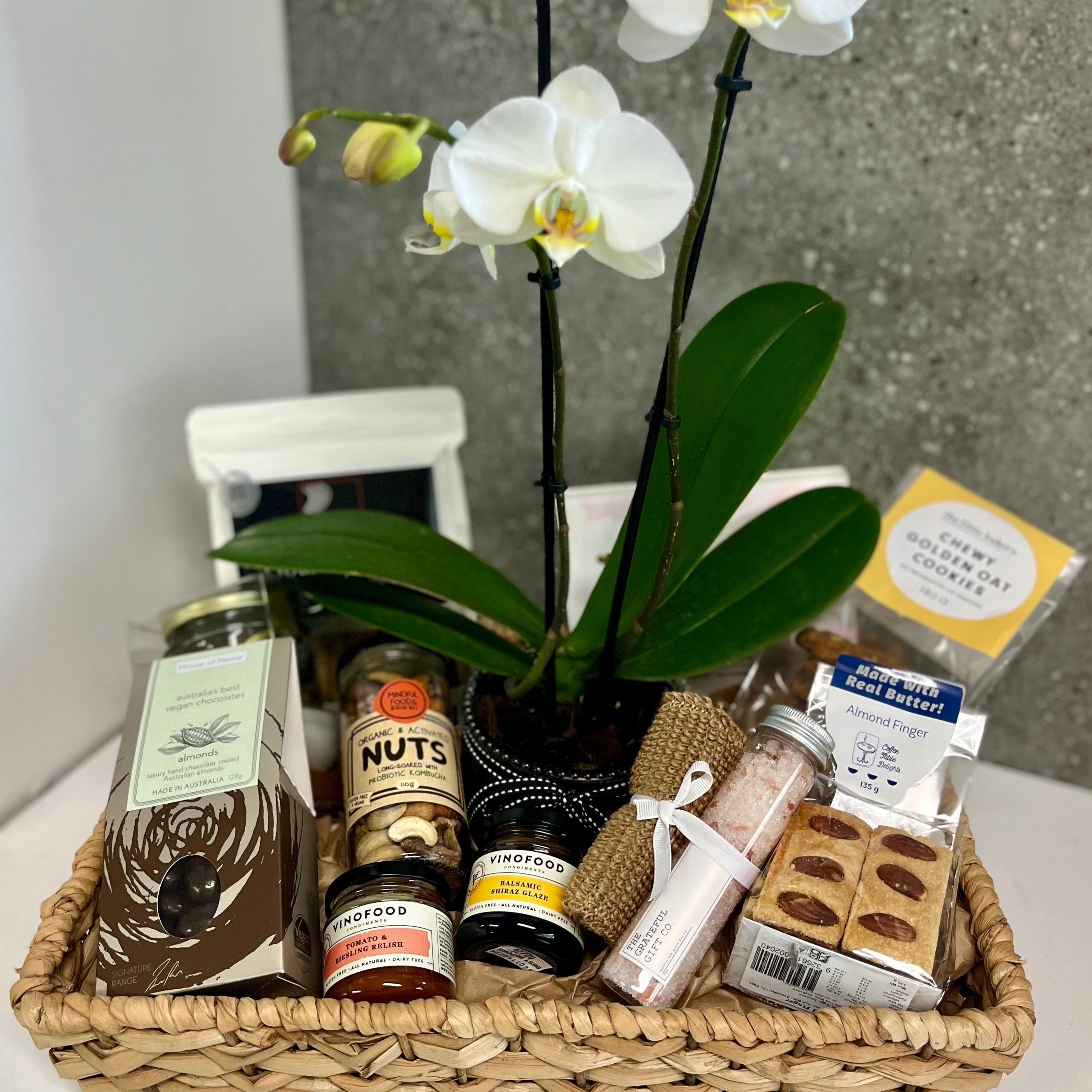 ORCHID HAMPER BASKET