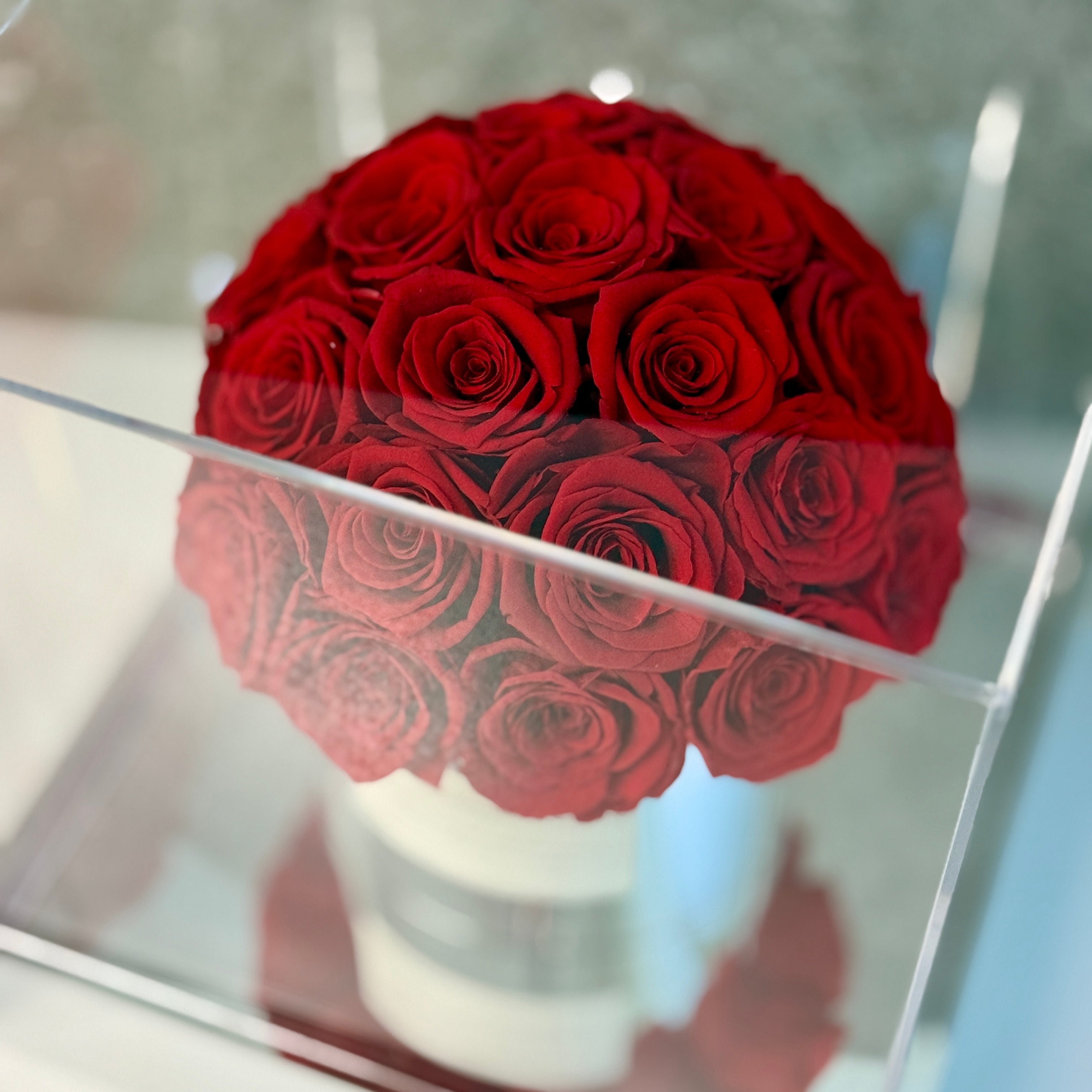 FOREVER ROSE BOX IN RED